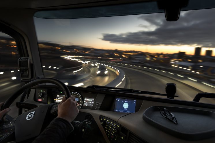 Volvo Trucks ha diseñado un nuevo sistema que integra las opciones de entretenimiento y servicios en un solo aparato.