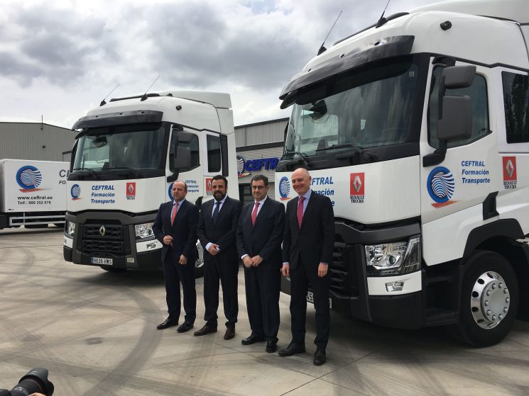 Renault Trucks confía en la formación como la forma de conseguir la máxima eficiencia en el uso del vehículo
