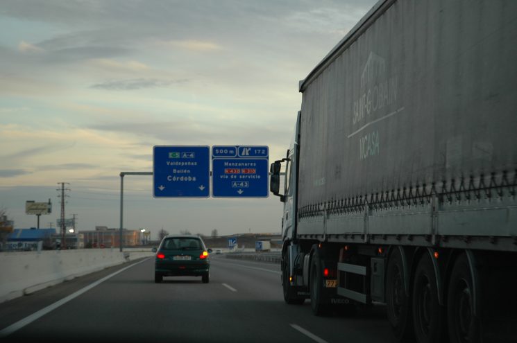 Suben un 5% las toneladas transportadas por los camiones españoles