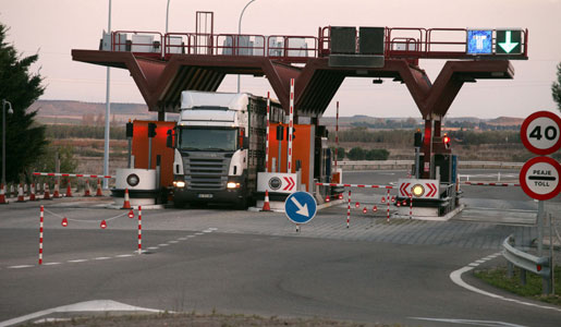 Publlicada la Resolución de la DGT que obliga a los camiones a desviarse a la AP68 en La Rioja