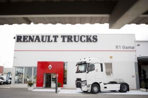 Renault Trucks inaugura un nuevo punto de Red en Alicante de la mano de R1 Gama