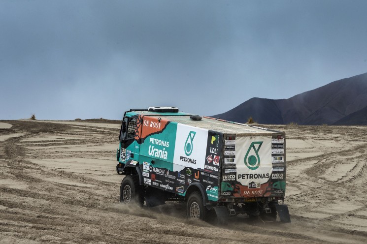 El Dakar 2017 sigue sufriendo la climatología