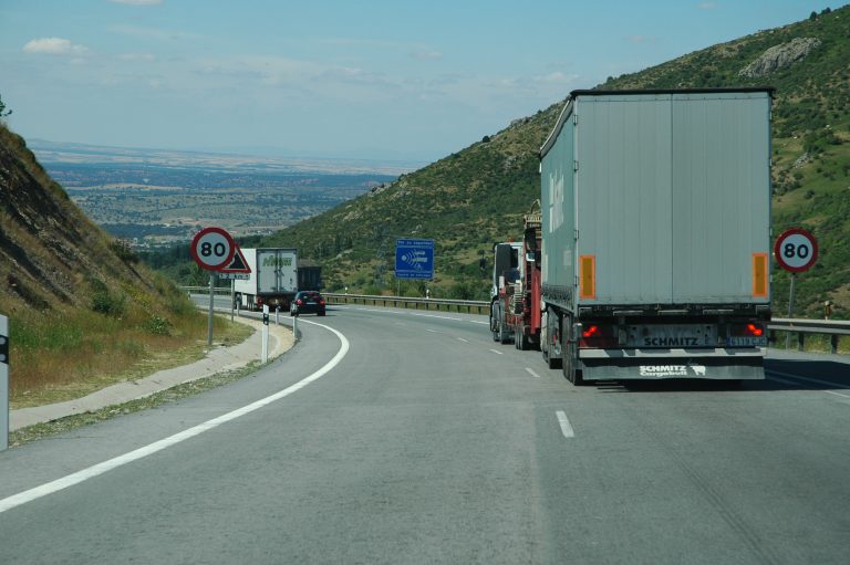 FENADISMER es contrario a bajar los límites de velocidad a los camiones