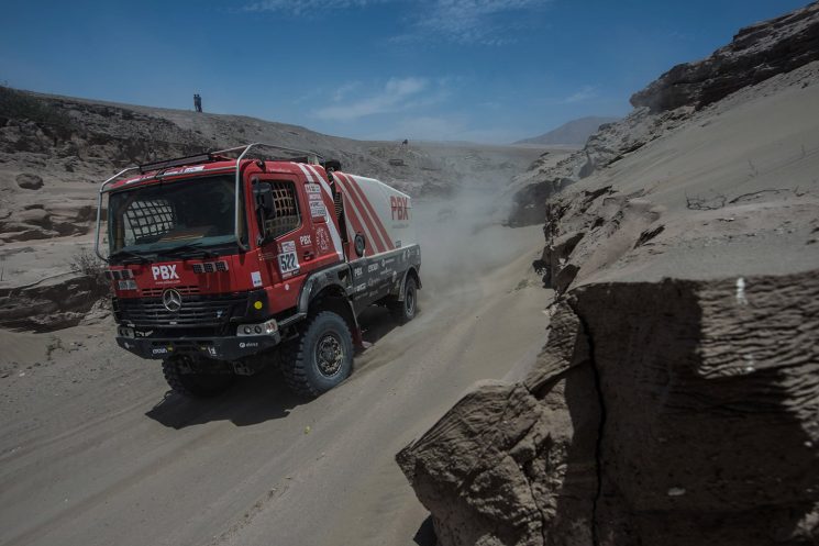 La quinta etapa del Dakar 2018 camiones consolida a Nikolaev en el liderato.
