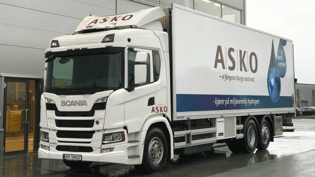 Scania inicia pruebas con cuatro camiones de pila de hidrógeno en Suecia en una empresa de alimentación, ASKO.