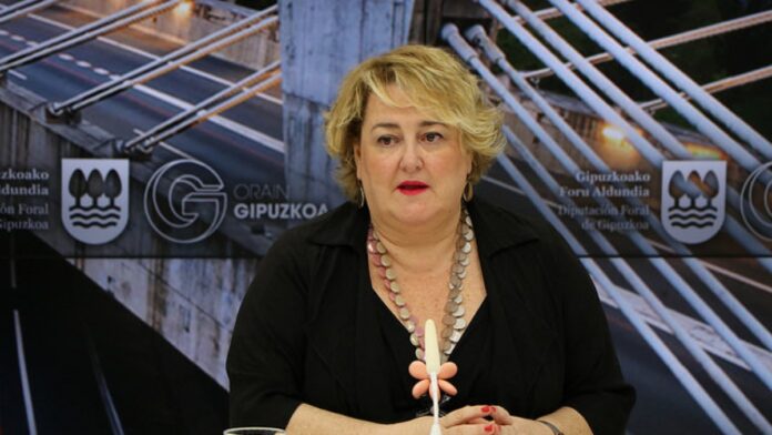 Aintzane Oiarbide, diputada de infraestructuras viarias de la Diputación Foral de Guipúzcoa.