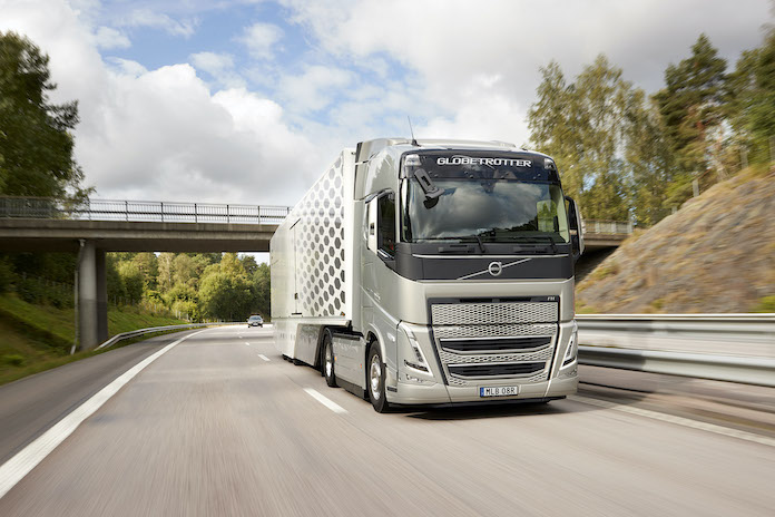 Volvo Trucks FH con I-Save mejorado.