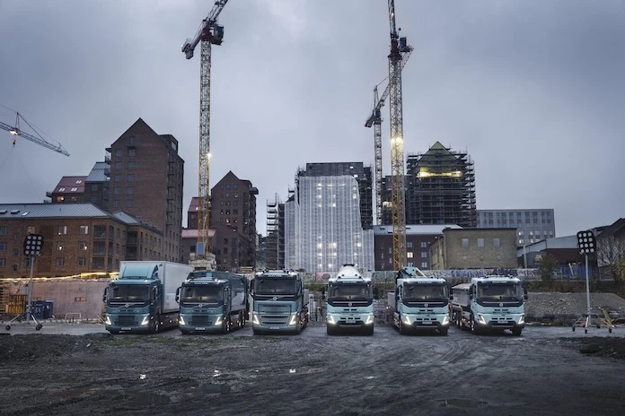 Gama eléctrica rígida de Volvo Trucks: FH,FM y FMX en diferentes aplicaciones.
